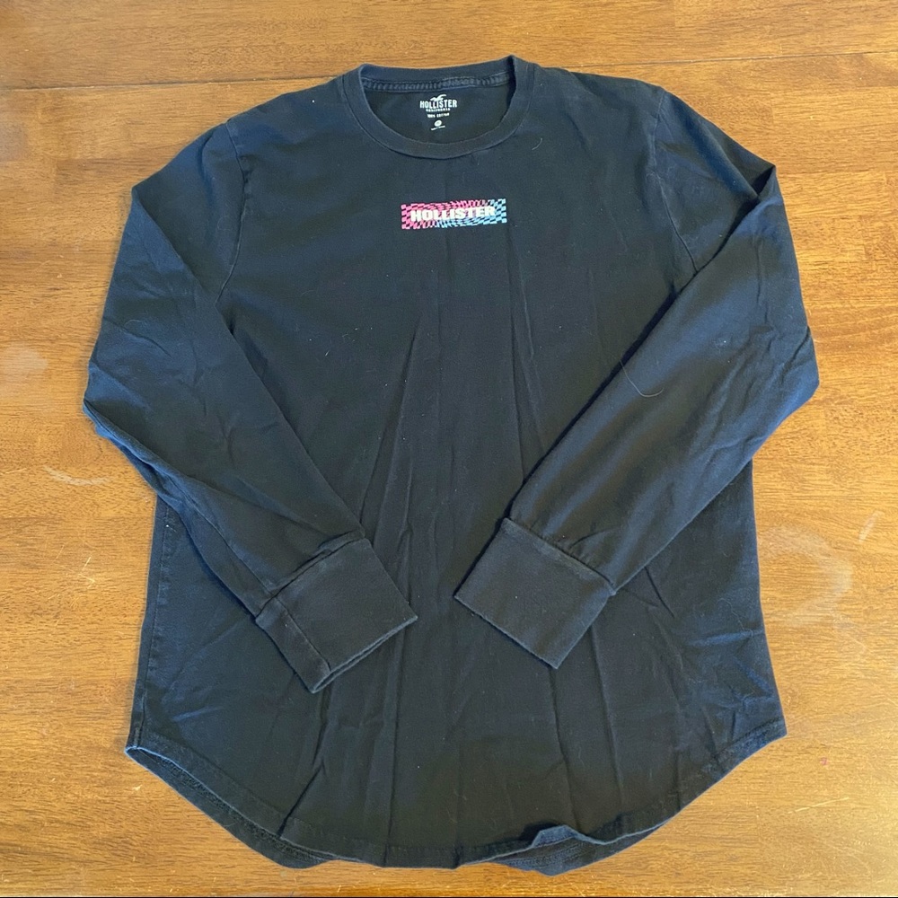 Hollister Long Sleeve T-Shirt